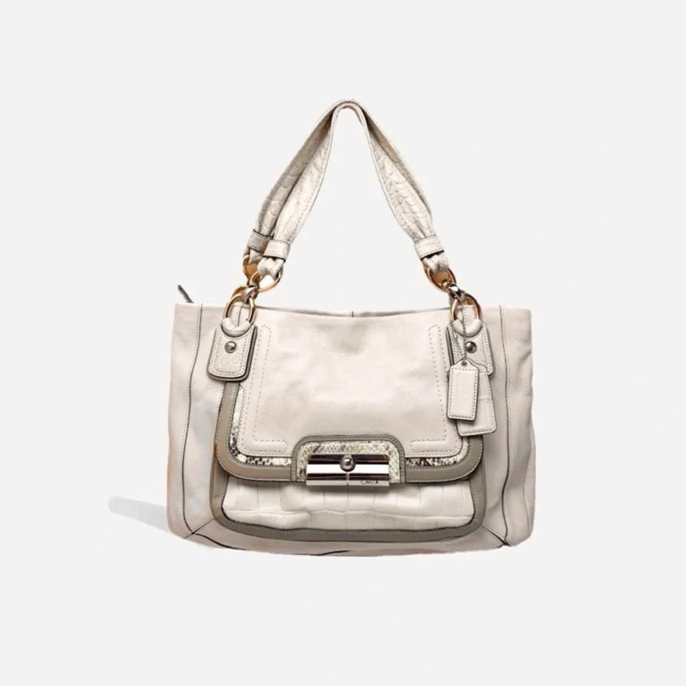 🌸Coach🌸 Leather Bag With Crocodile Accents Zip